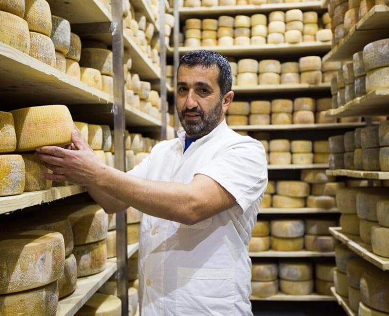 Steiakaki Cheese Factory